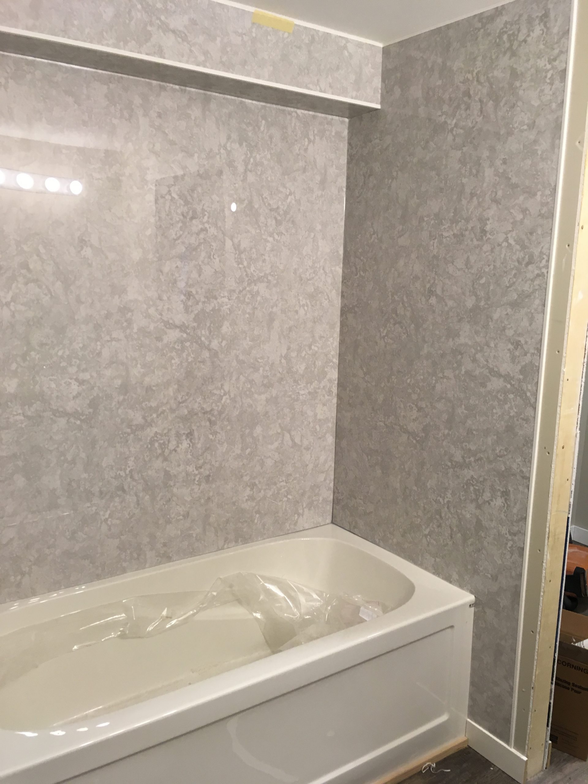Windstorm Tub Reglaze by Jim Brown Interior Reglazing, Okanagan